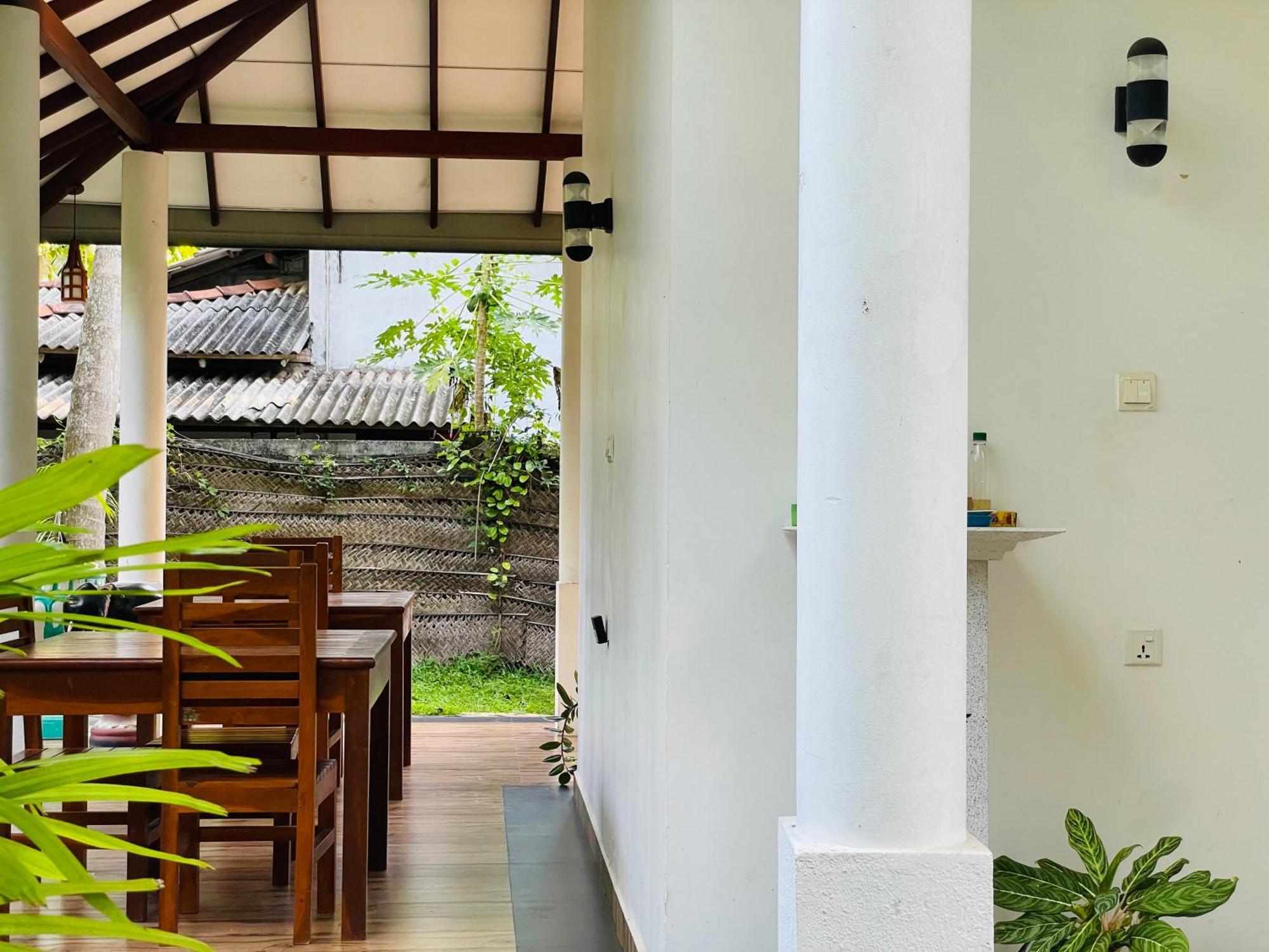 Yala Safari River View Hotel ทิซซามาฮารามา ภายนอก รูปภาพ