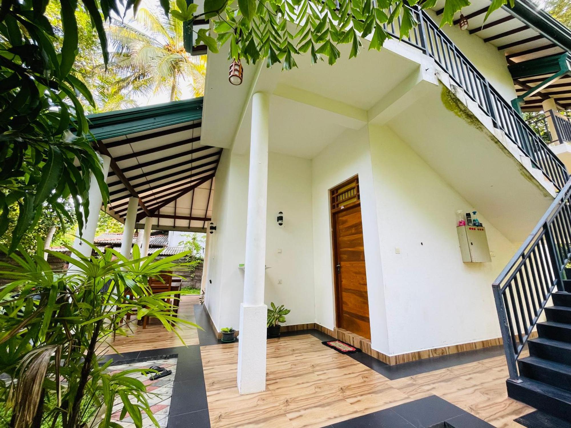 Yala Safari River View Hotel ทิซซามาฮารามา ภายนอก รูปภาพ