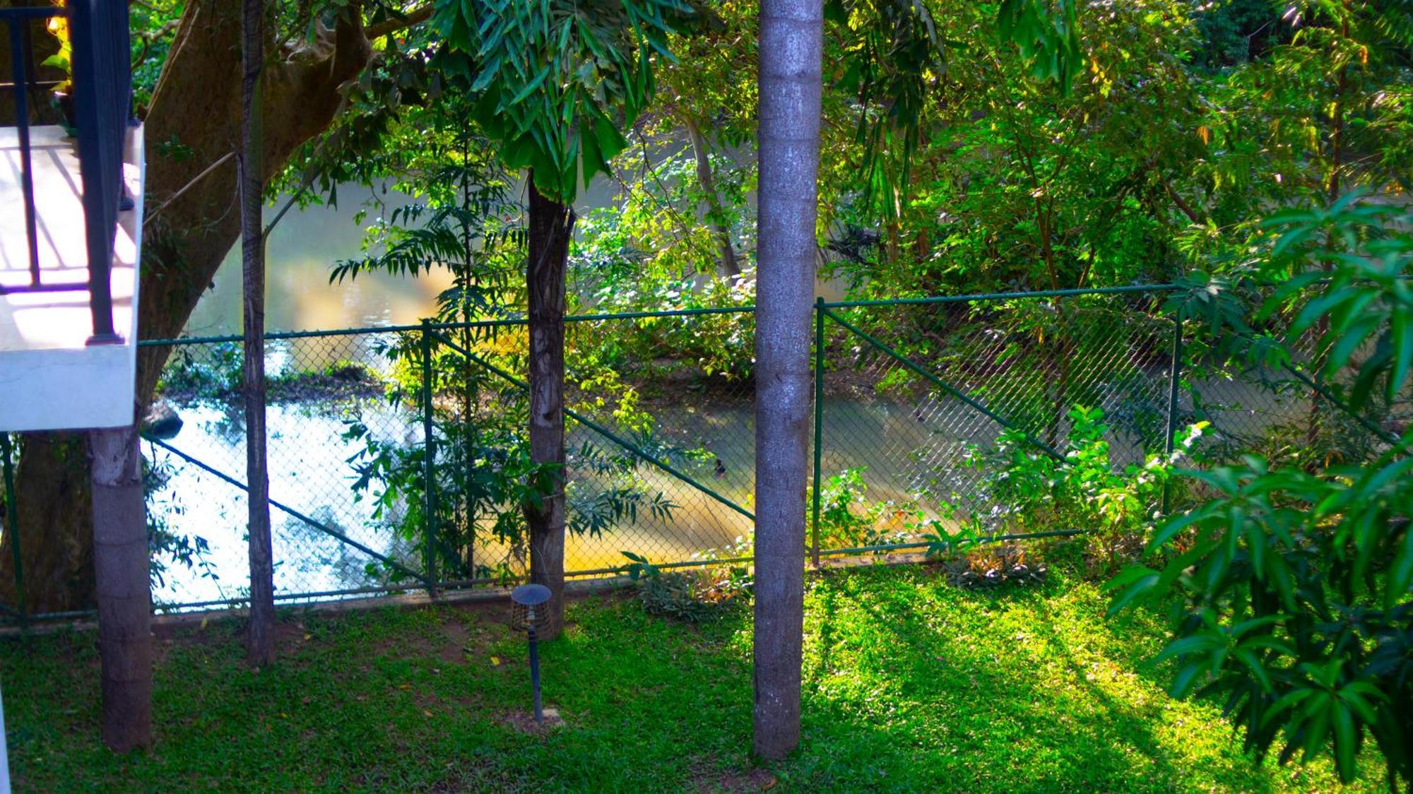 Yala Safari River View Hotel ทิซซามาฮารามา ภายนอก รูปภาพ